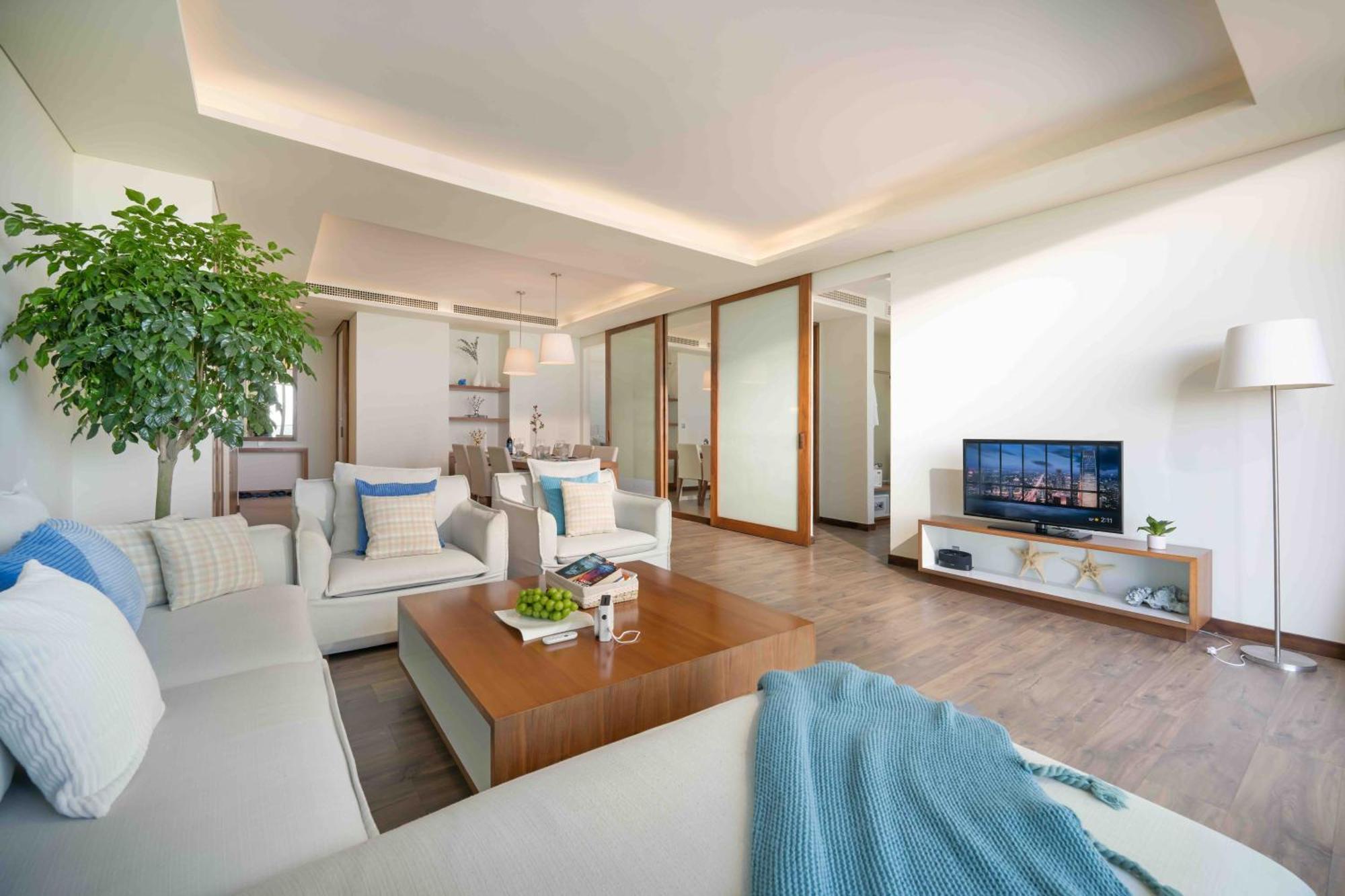 Stunning Apartments Across My Khe Beach ! Rooftop Pool & Gym Đà Nẵng Exterior foto