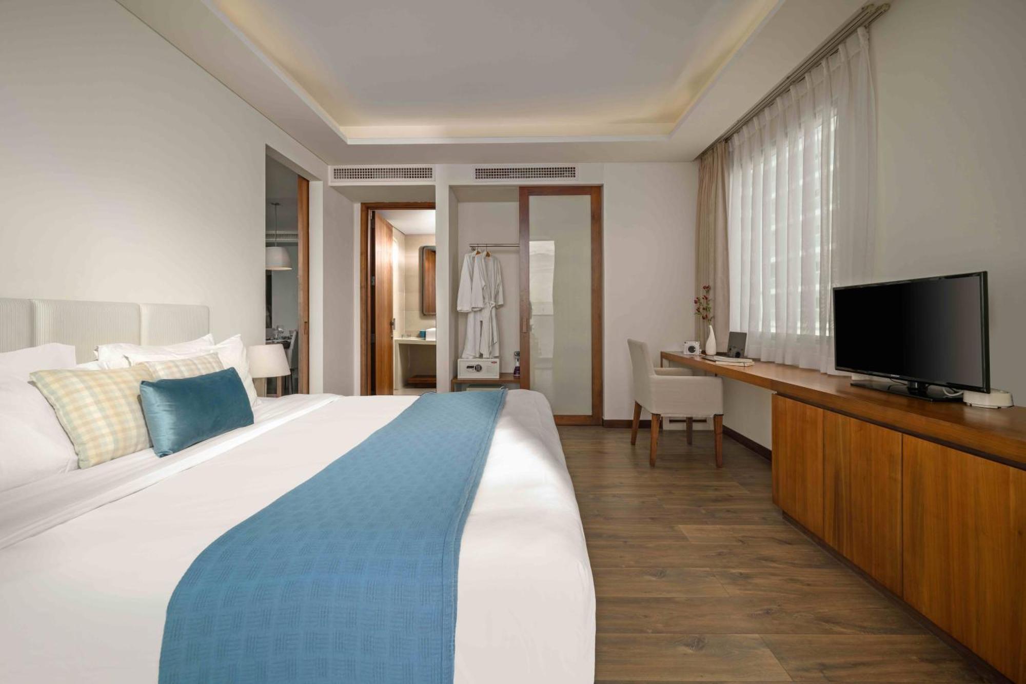 Stunning Apartments Across My Khe Beach ! Rooftop Pool & Gym Đà Nẵng Exterior foto